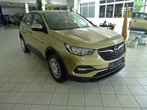 Opel Grandland X 1.2 Turbo Selection