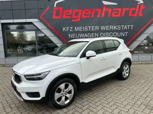 Volvo XC40 Momentum 2WD LED LEDER KAMERA