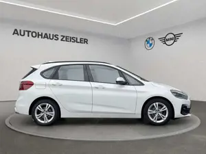 BMW 220 d Active Tourer Navi Sitzheizung Tempomat Bild 3