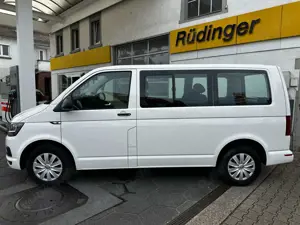 Volkswagen T6 Multivan Multivan Trendline *DSG* TEMPOMAT PDC *LIEGEFKT* Bild 2