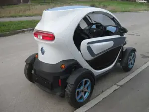 Renault Twizy (mit Batterie) Color, 8-fach, Sommer auf ALU Bild 3