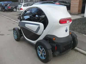 Renault Twizy (mit Batterie) Color, 8-fach, Sommer auf ALU Bild 2