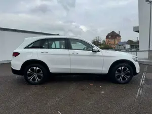 Mercedes-Benz GLC 220 d 4M AHK/LED/LEDER/NAVI/PANO/360° Bild 4