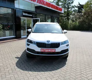 Skoda Karoq Style 1.5l TSI Kamera Nav LED DAB Tempomat Bild 3