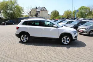 Skoda Karoq Style 1.5l TSI Kamera Nav LED DAB Tempomat Bild 5