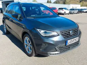 SEAT Arona FR 1.5TSI DSG*Navi/AHK/LED/Virtual Cockpit