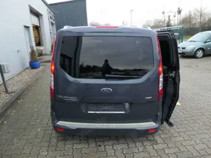 Ford Grand Tourneo Connect Paravan Selbstfahrer Rolli Bild 5