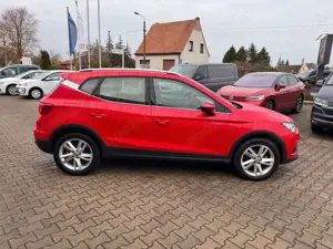 SEAT Arona FR 1,0 TGI GRA|APP|PDC Bild 4