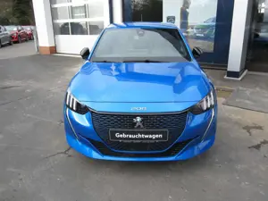 Peugeot e-208 GT Elektromotor Bild 3