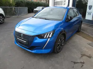 Peugeot e-208 GT Elektromotor Bild 2