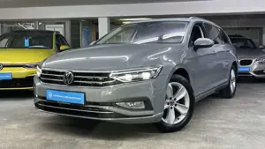 Volkswagen Passat Variant Elegance 1.5 TSI DSG MATRIX-LED