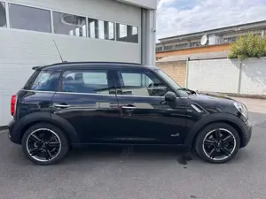 MINI Cooper S Countryman All4 Aut. Bild 2