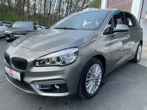 BMW 220 220 i Active Tourer Luxury Line Leder Xenon 1 Hd