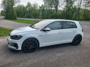 Volkswagen Golf GTI Golf VII 5-Türer 2.0 TSI OPF DSG Performance