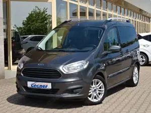 Ford Tourneo Courier 100PS Titanium AHK SHZ Tempomat Bild 2