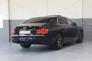 Bentley Flying Spur Bild 2