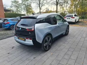 BMW i3 Design Suite/NAVI PROF/KEYLESS GO/PDC/20 ZOLL Bild 4