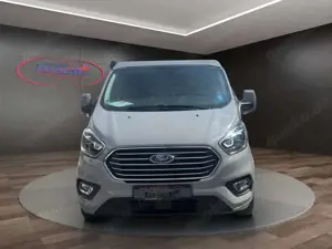Ford Tourneo Custom 320 L1H1 VA Autm. Titanium Bild 3