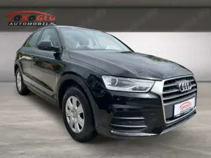 Audi Q3 ACT 1.4 TFSI AD Navi Bi-Xenon SHZ STANDH.Keyless T