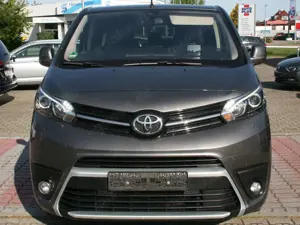 Toyota Proace 2,0-l-D-4D L1 (7-Si.) Autm. Verso Executive Bild 2