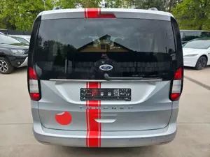 Ford Grand Tourneo Connect Titanium Bild 4