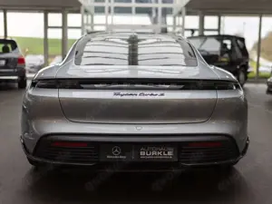 Porsche Taycan Turbo S,Carbon,Keramik,Pano,Nachtsicht,21 Bild 5