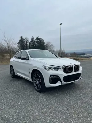 BMW X4 M M40d 1.HAND STANDHEIZUNG LED PANO HUD 360 ACC G02