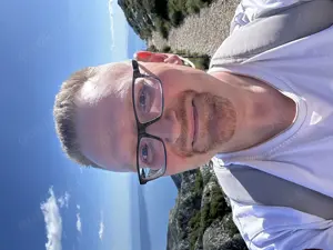 Sympathische Sie für Freundschaft (ggf mit PLUS) gesucht