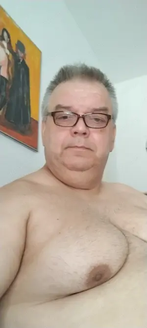 Frank 59 ja dick schwul passiv suche aktive Mann Männer bin täglich ab 15 Uhr Ende 24 Uhr besuchbar 