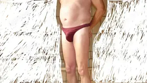 Mann (65 J) sucht Mann, Paar. Treffen nur tagsüber während der Woche. Bin Bi-Neuling. Kein Anal