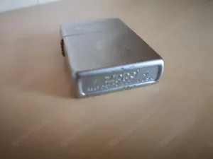 Original ZIPPO Sturmfeuerzeug mit Wassermann Logo Bild 3