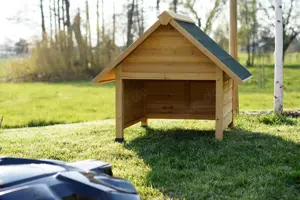 Garage für Mähroboter Massivholz