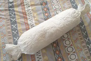 Nackenrolle naturweiß m. Baumwollstickerei Bonbonform 80cm incl. Inlett vintage 70er