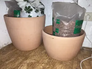 Hydrokultur, Behälter und Blähton