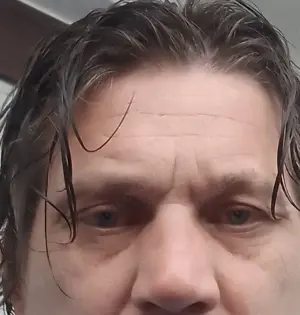 Hallo ich bin 175 cm 65 kg Mann.....