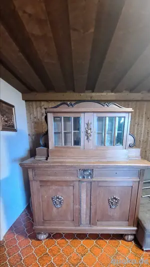 Wunderschöne Kredenz