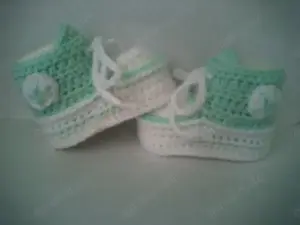 viele schöne Babyschuhe für Mädchen+ Jungs" -Handarbeit- Bild 5