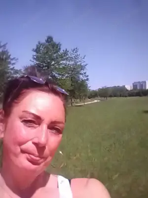 Biete eskort-outdoor - Massagen und spass gegen Taschengeld. Freu mich auf dich . Knutscha