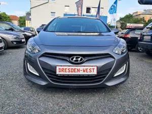 Hyundai i30 cw Classic Bild 2