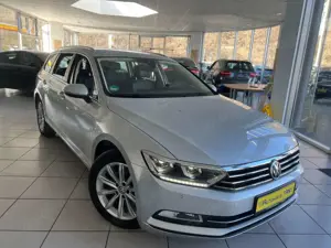 Volkswagen Passat Variant Passat 2.0TDI DSG Variant Highline *MASSAGE*