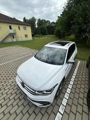 Volkswagen Tiguan Allspace 2.0 TDI SCR 4Motion DSG R-Line