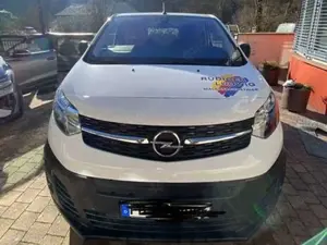 Opel Vivaro-e Vivaro-e Cargo M (50-kWh)