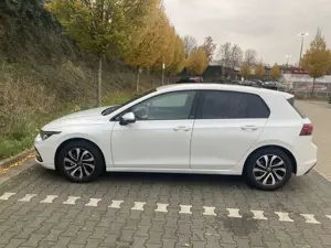 Volkswagen Golf 1.5 TSI OPF Active Standheizung Service VW Tüv Neu