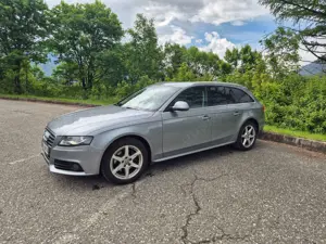 Audi A4 A4 Avant Avant 2.0 TFSI quattro Attraction Bild 5