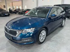 Skoda Octavia 2.0 TDI Combi Style*Kamera*StHz*ACC*LED*