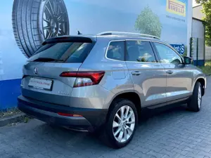 Skoda Karoq 1,5 TSI ACT DSG "Style"NAVI*1.HAND*AHK*LED Bild 5