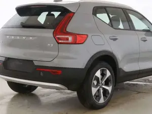 Volvo XC40 B3 Core Automatik Bild 4