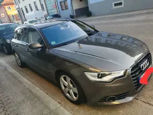 Audi A6 Avant 3.0 TDI DPF quattro tiptronic sport selectio