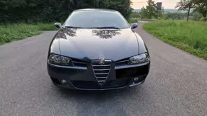 Alfa Romeo 156 2.4 JTD 20V Progression TÜV/ AU/ Zahnriemen Neu Bild 5 Alfa Romeo 156 2.4 JTD 20V Progression TÜV/ AU/ Zahnriemen Neu Bild 5