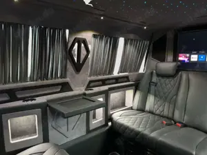 Volkswagen T5 Transporter T5 2.5 TDI DSG VIP Shuttle Umbau Leder AHK PDC